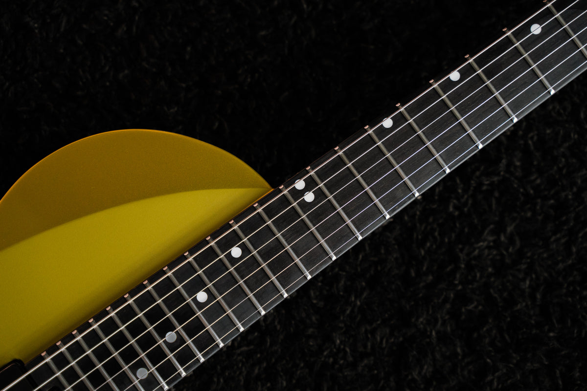 LARADA 6 // Master Series // Chartreuse