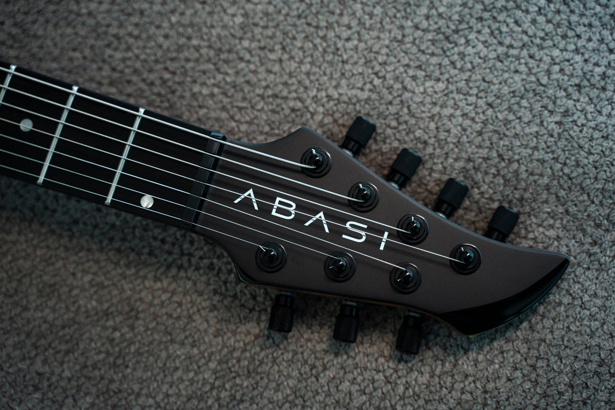 ĒMI 7 // MASTER SERIES // BLACK