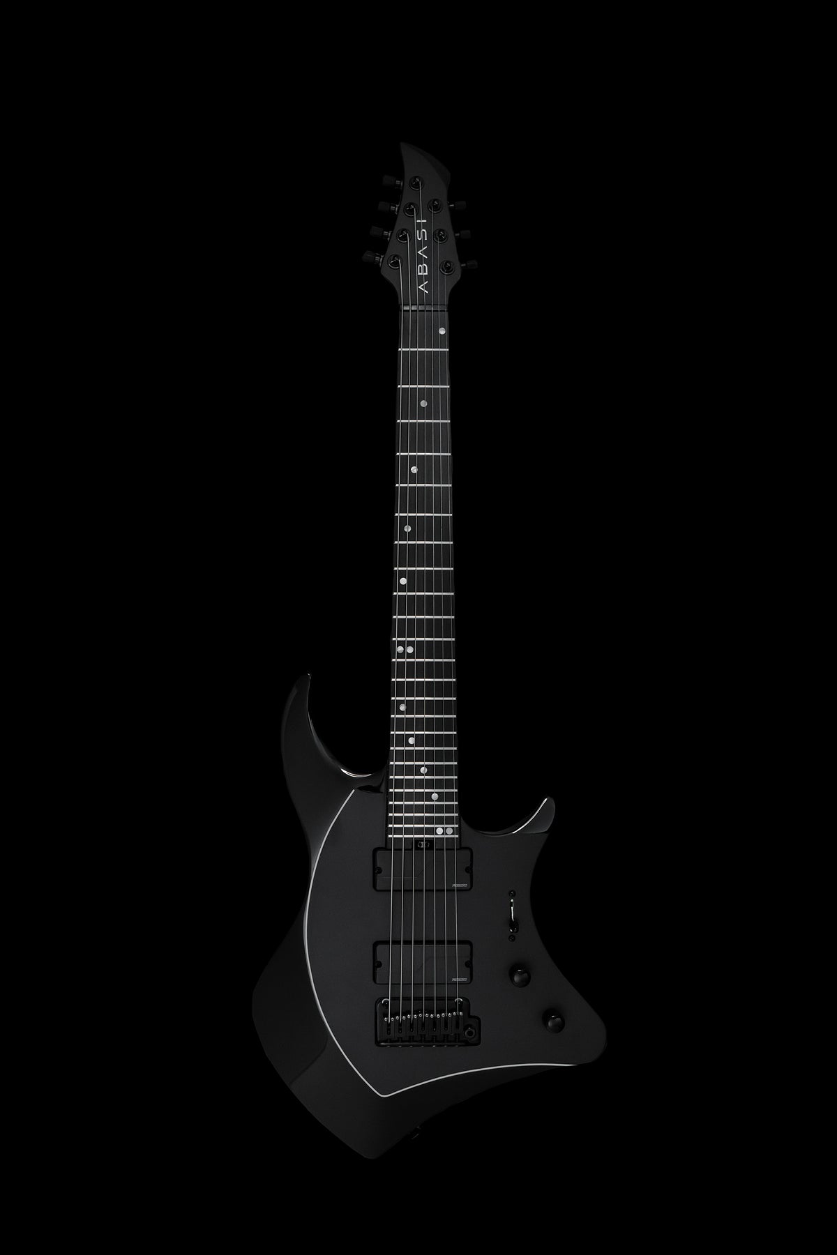 ĒMI 7 // MASTER SERIES // BLACK