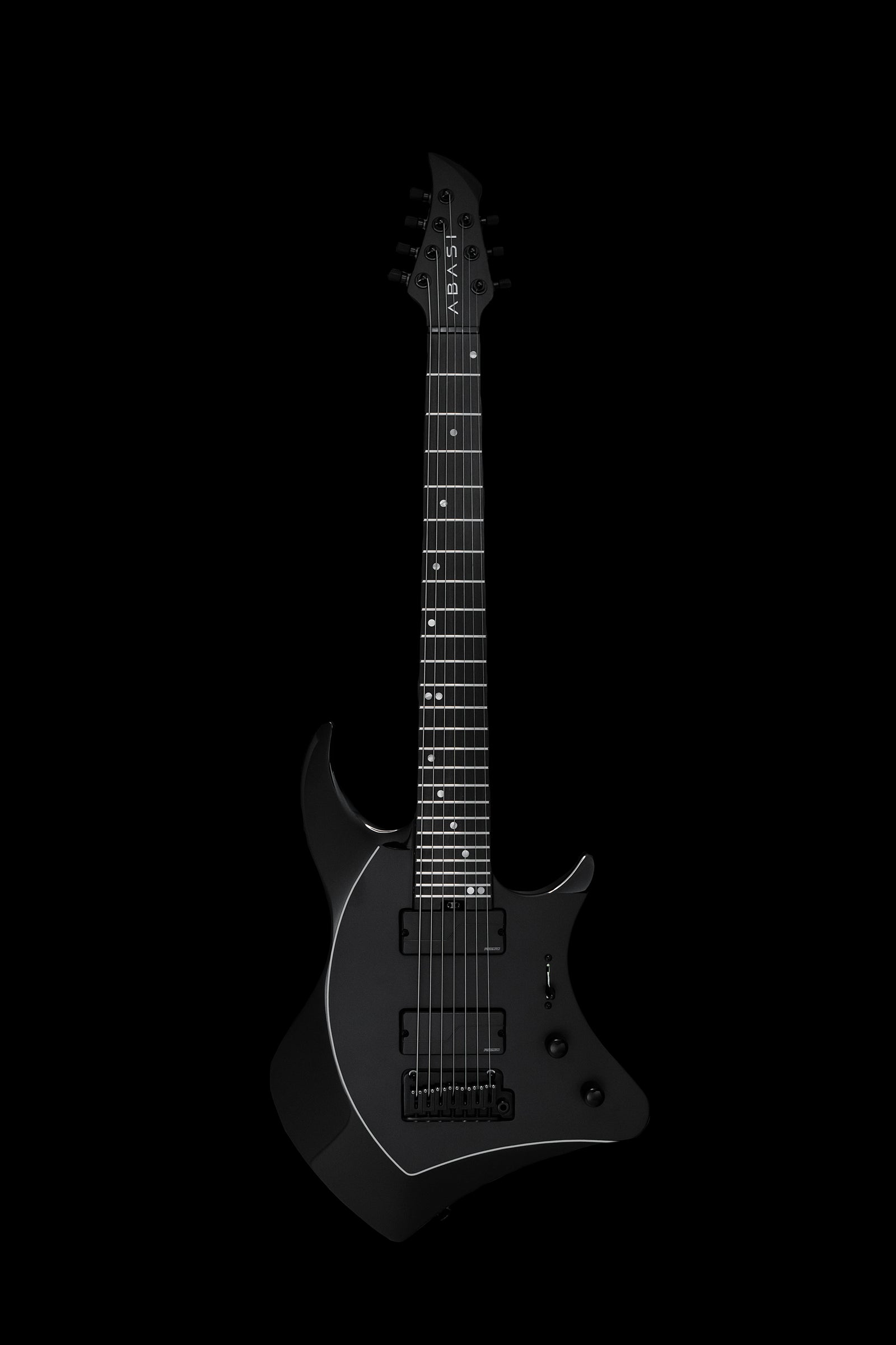 ĒMI 7 // MASTER SERIES // BLACK