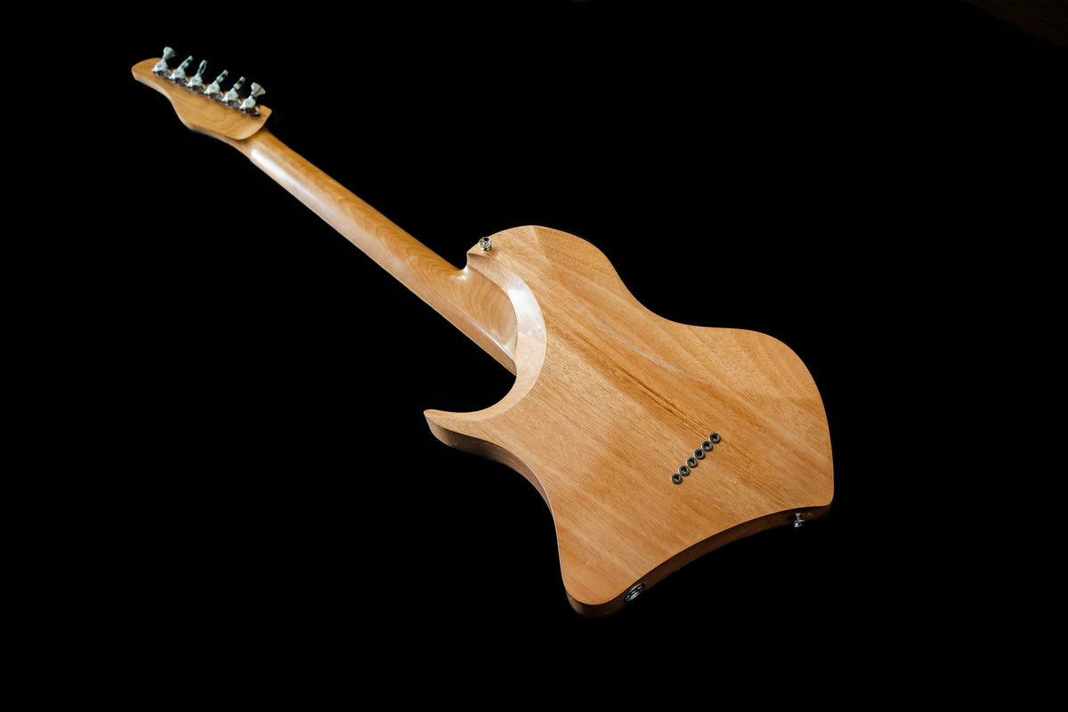 LARADA SPACE T // Sonic Blue [Relic, Roasted Maple FB]