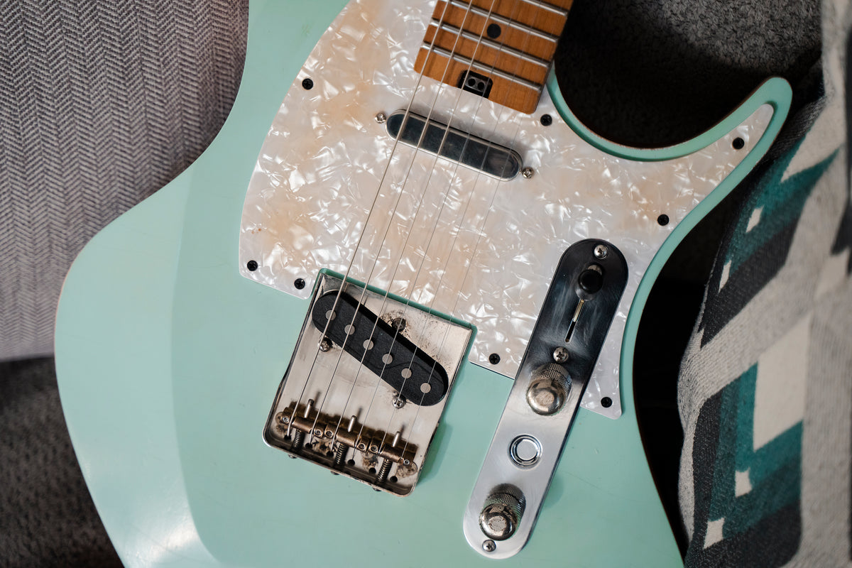 LARADA SPACE T // Sonic Blue [Relic, Roasted Maple FB]