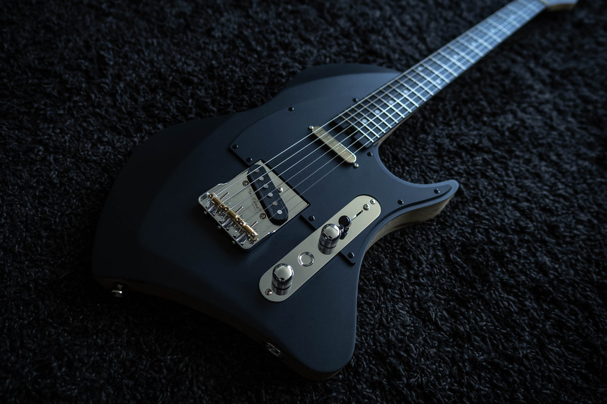 LARADA SPACE T // Black Raven [Black Limba]