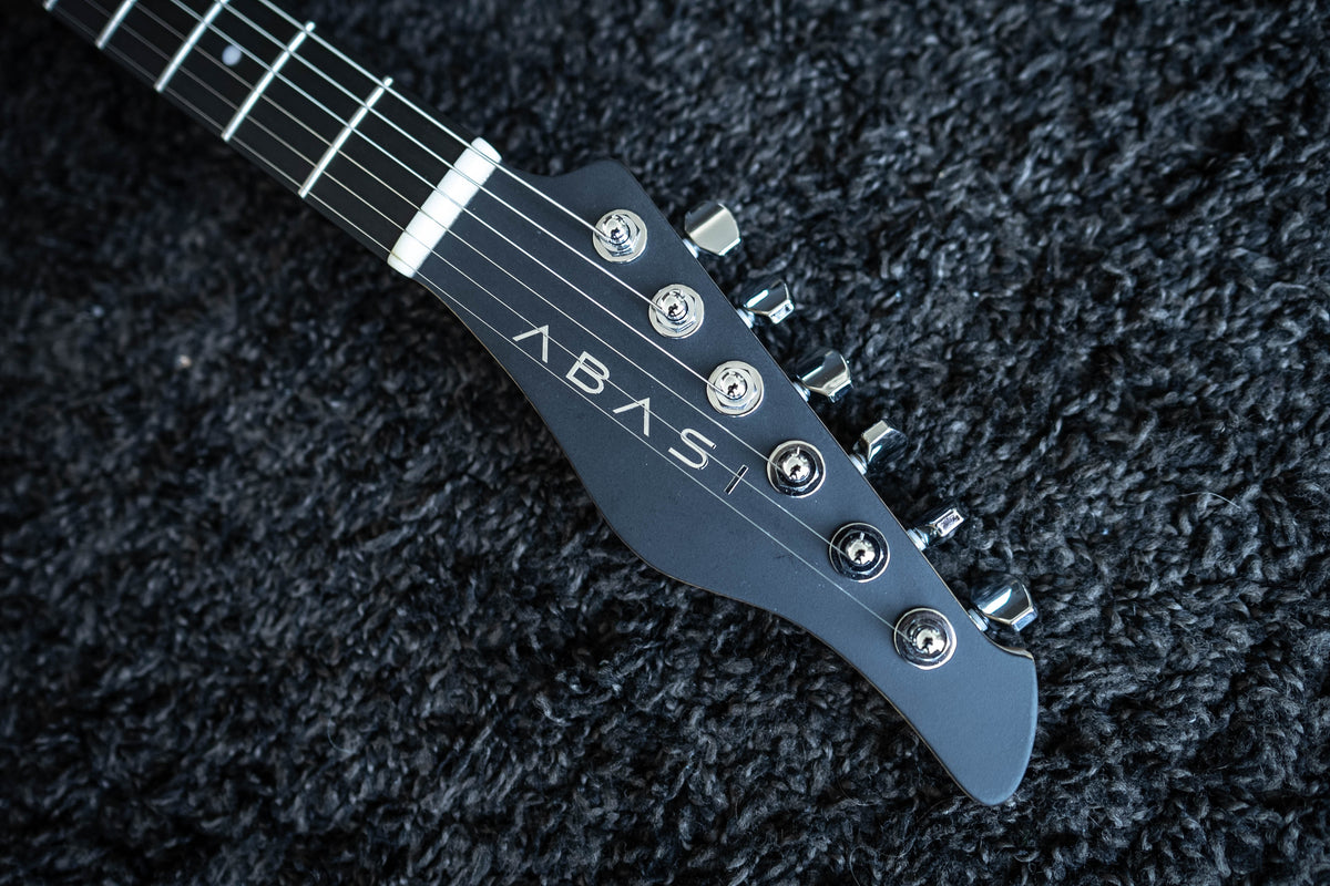 LARADA SPACE T // Black Raven [Black Limba]