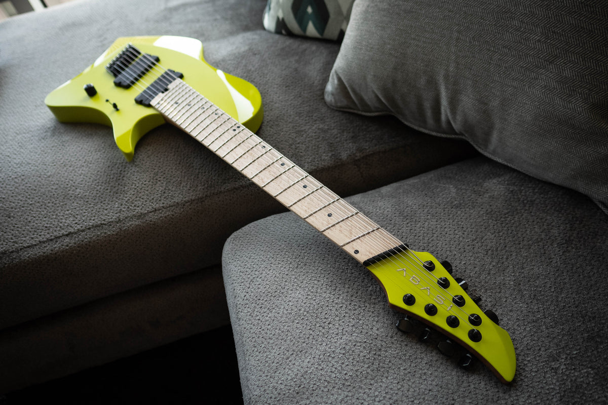 LARADA 8 // Master Series // Acid Green [2020]