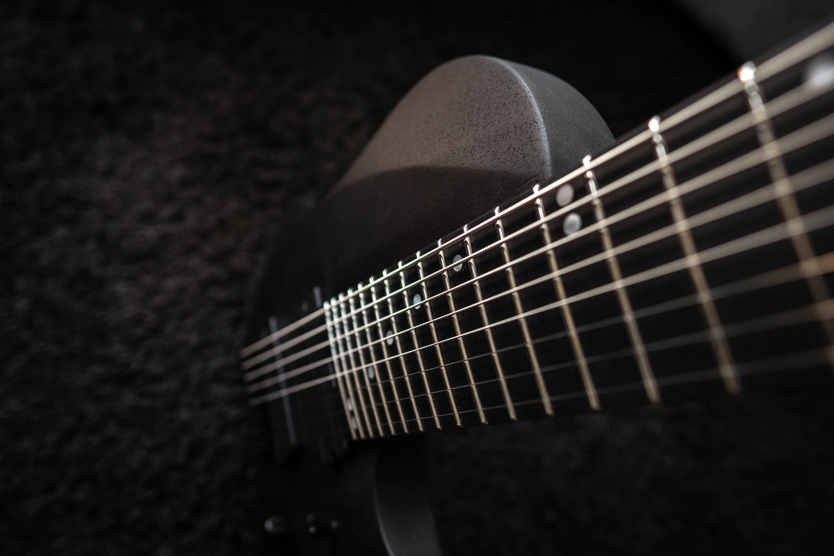 LARADA 8 // Master Series // Sombria (Mahogany)