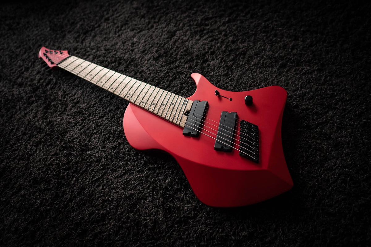 LARADA 8 // Master Series // Scarlett Metallic