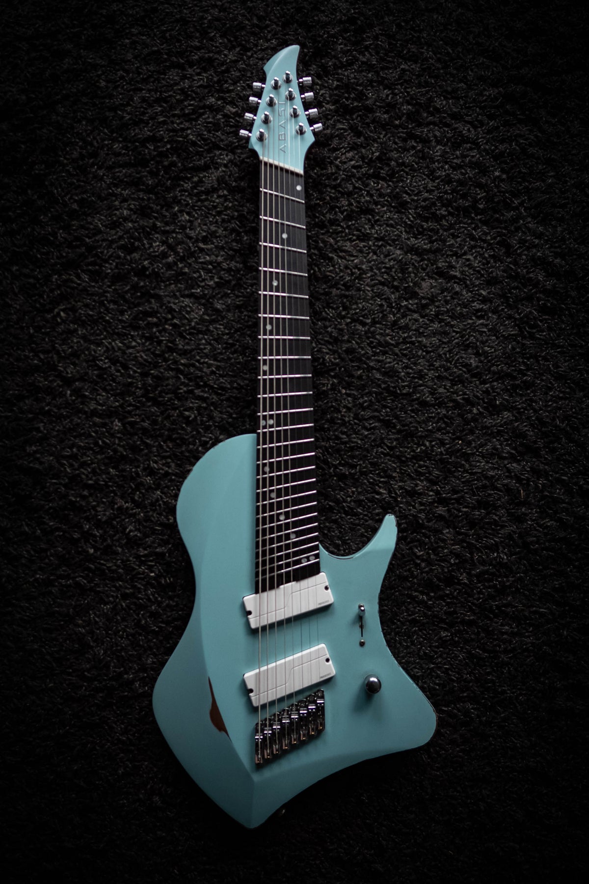 LARADA 8 // Master Series // Miami Blue (Relic)