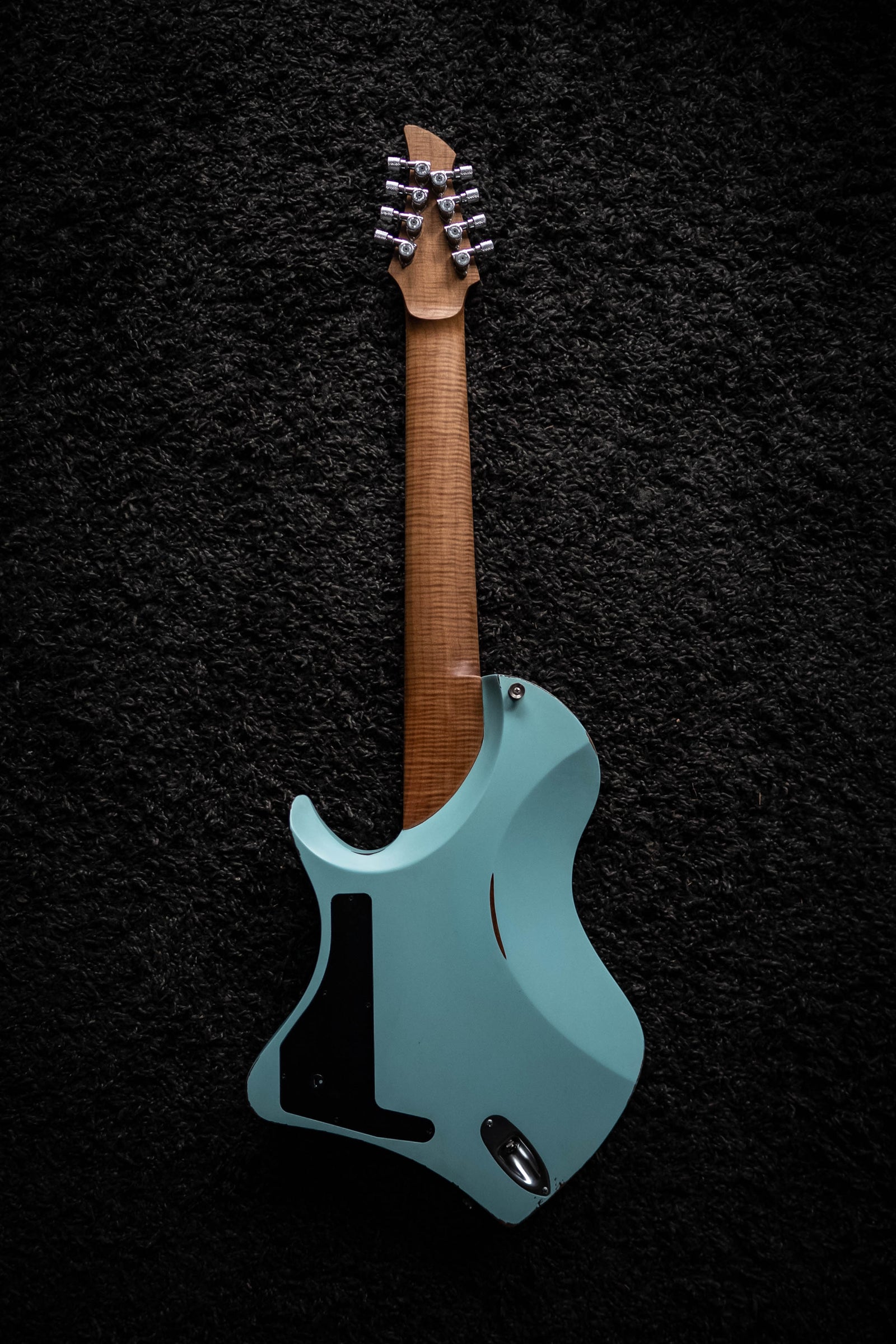 LARADA 8 // Master Series // Miami Blue (Relic)