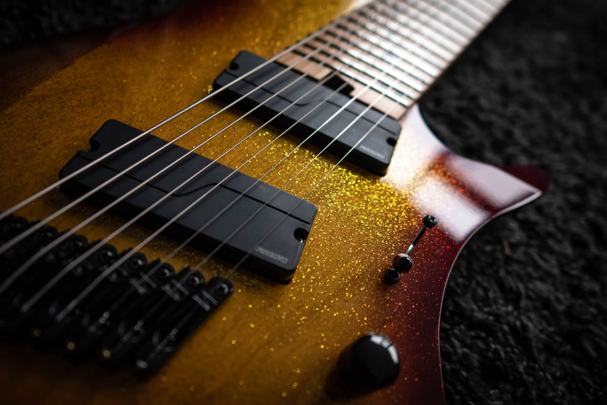 LARADA 8 // Master Series // Autumburst Goldleaf