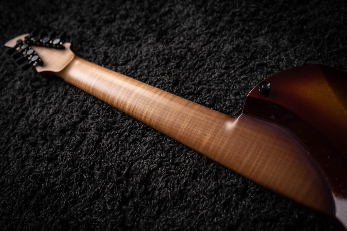 LARADA 8 // Master Series // Autumburst Goldleaf