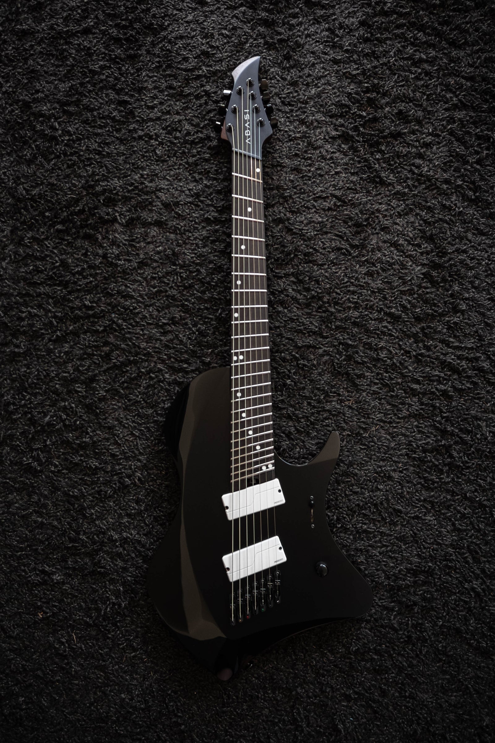 J Larada 7 // Black (White Pickups)