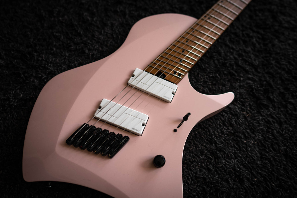 J Larada 7 // Shell Pink // Roasted Maple FB