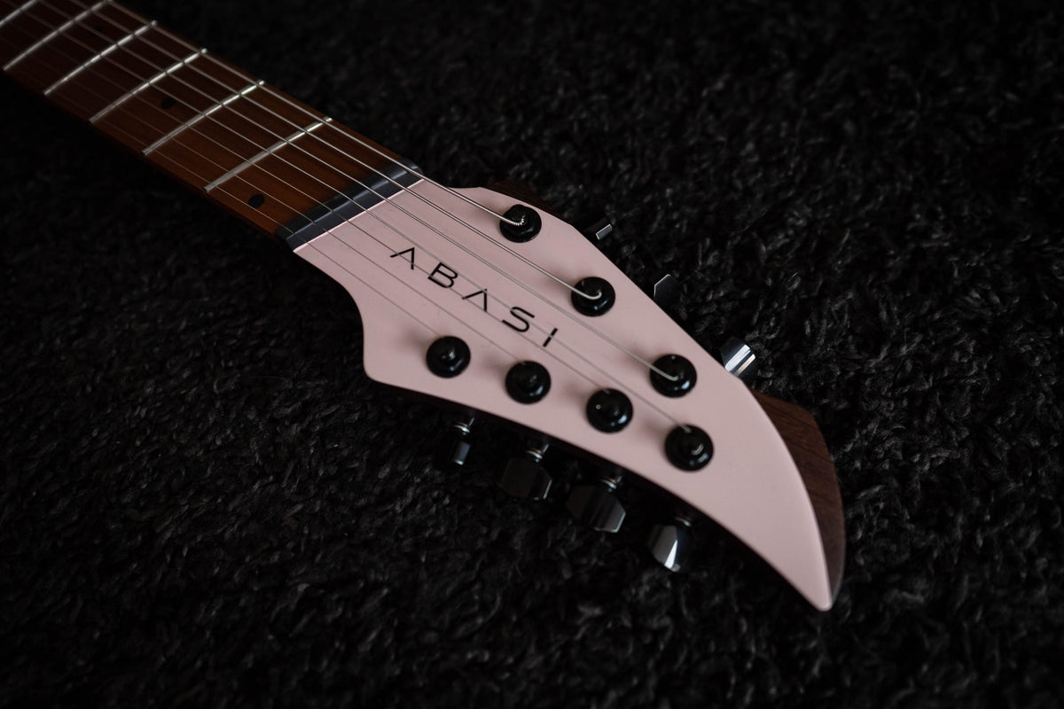 J Larada 7 // Shell Pink // Roasted Maple FB