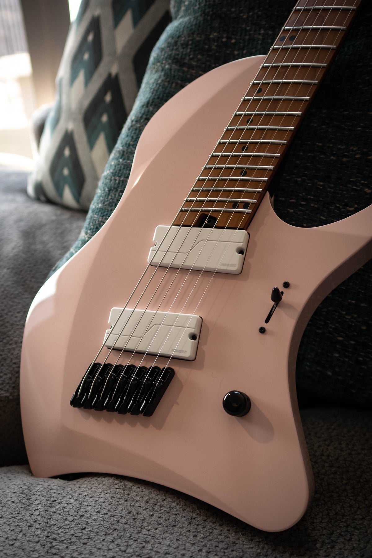 J Larada 7 // Shell Pink // Roasted Maple FB