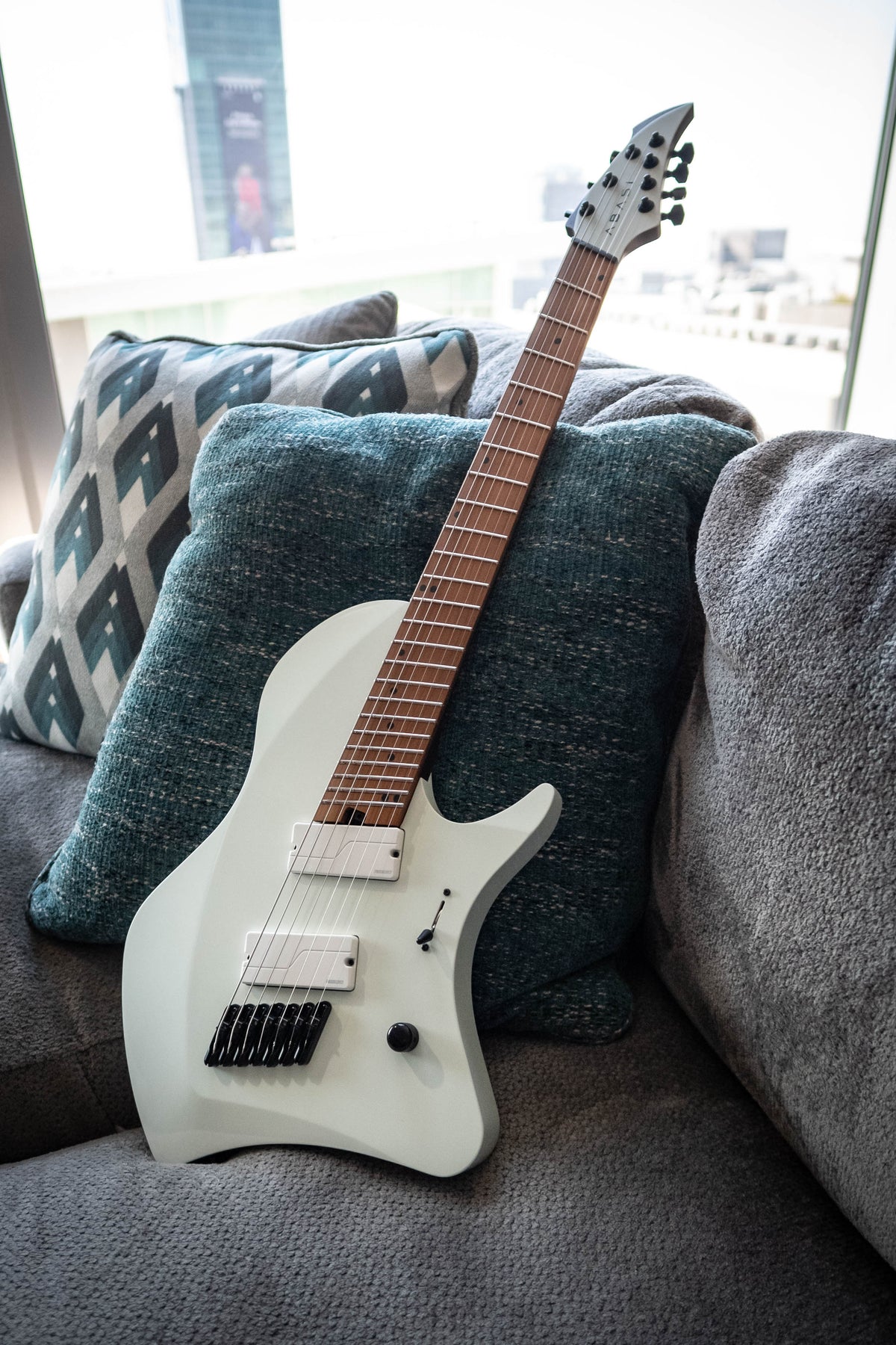 J Larada 7 // Mint (Roasted Maple FB)