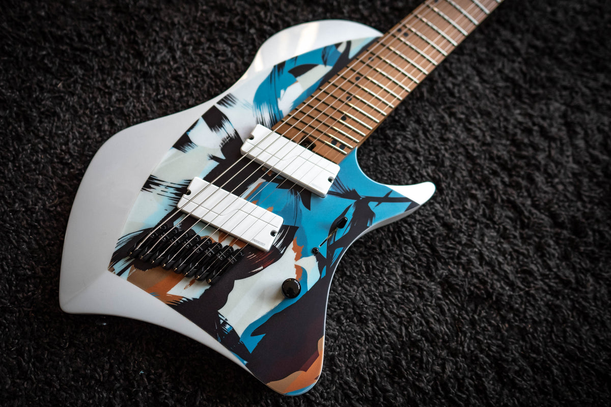 LARADA 8 // Master Series // Malibu Frost (Roasted Maple)