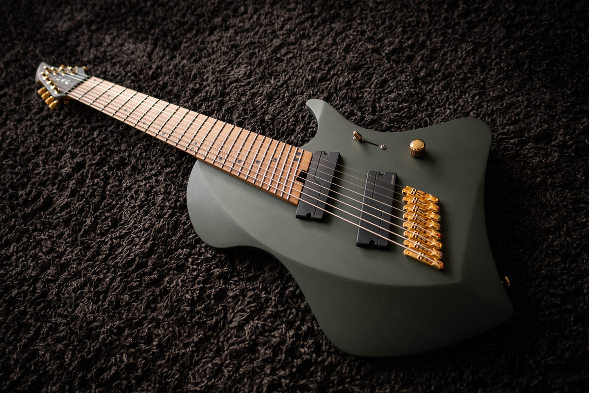 LARADA 8 // Master Series // Bell Garden Green (Roasted Maple)