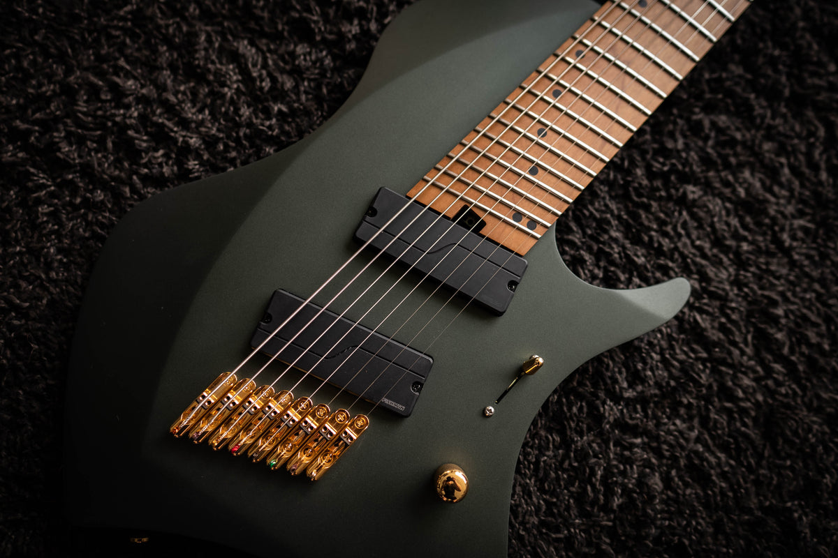 LARADA 8 // Master Series // Bell Garden Green (Roasted Maple)