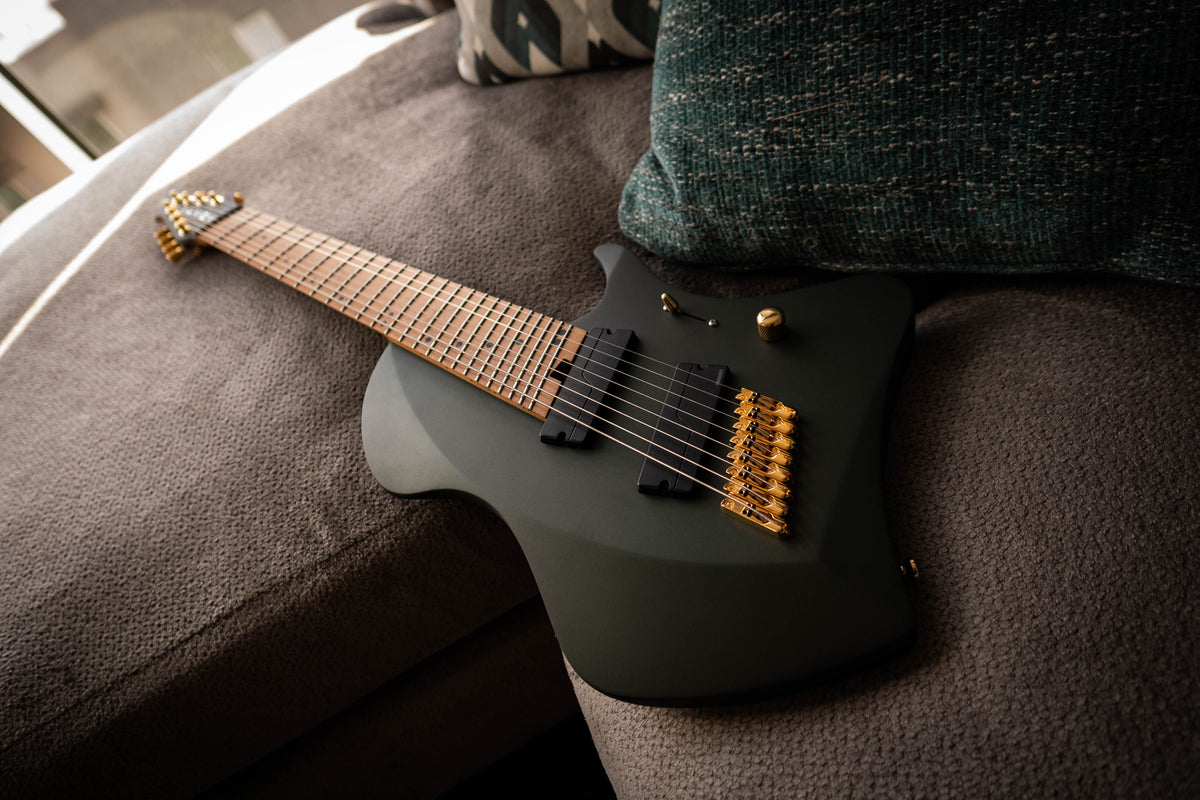 LARADA 8 // Master Series // Bell Garden Green (Roasted Maple)