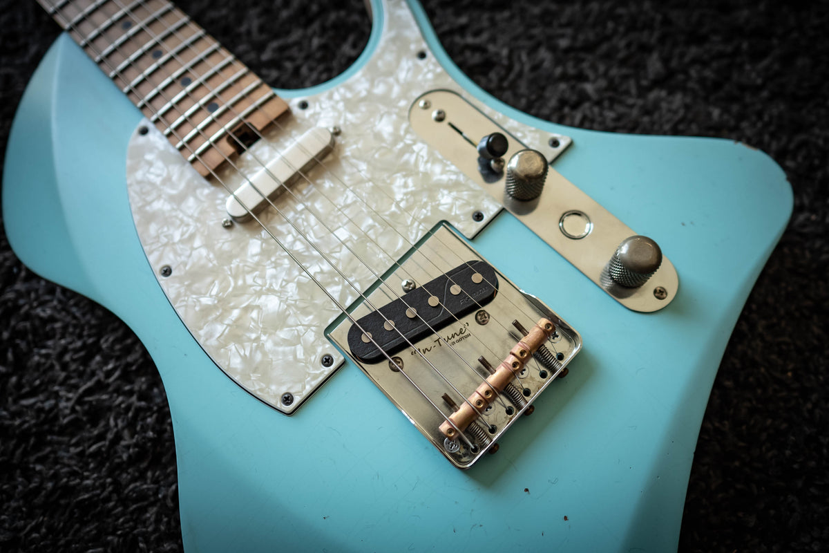 LARADA SPACE T // Miami Blue [Relic]