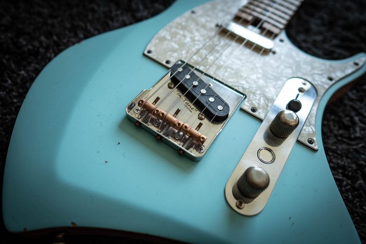 LARADA SPACE T // Miami Blue [Relic]