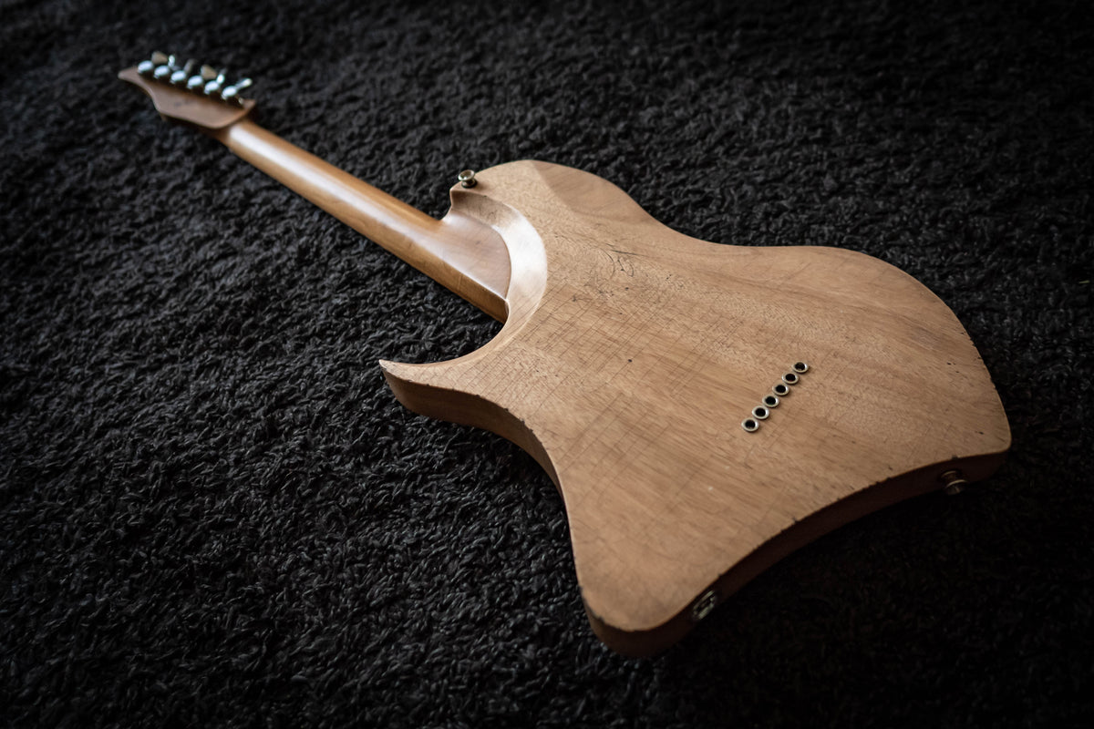 LARADA SPACE T // Miami Blue [Relic]