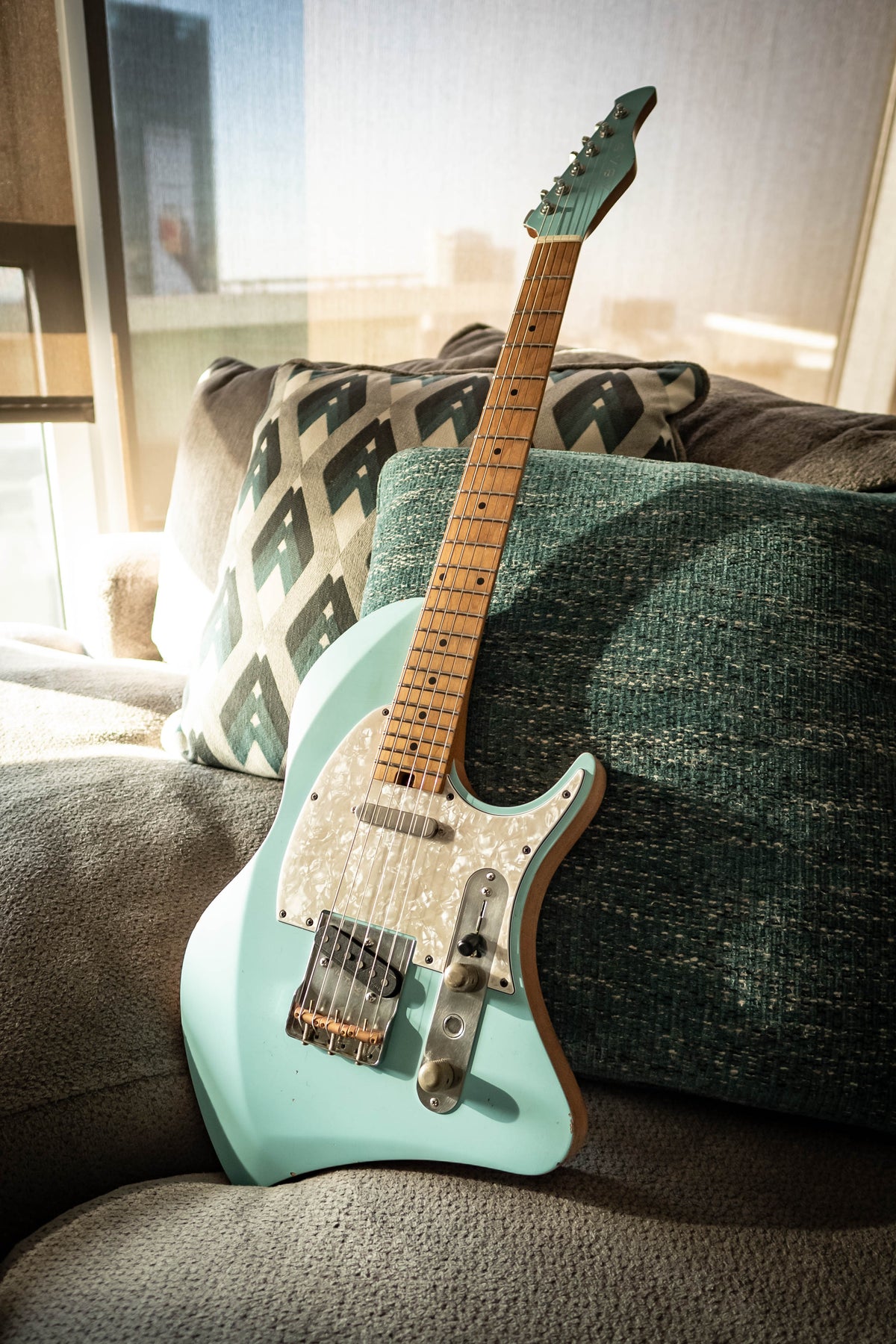 LARADA SPACE T // Miami Blue [Relic]