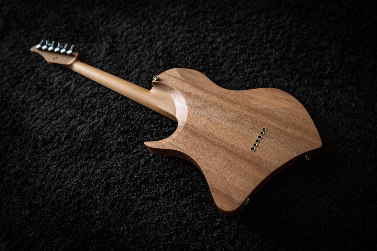 LARADA SPACE T // Champagne