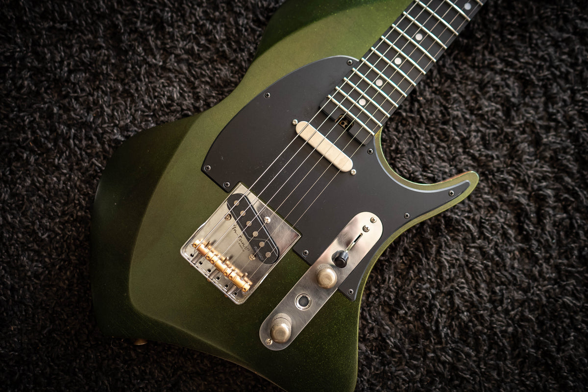 LARADA SPACE T // Dark Ivy Sparkle [Relic]