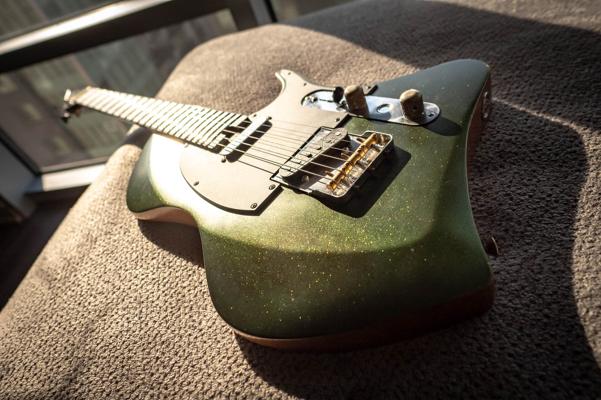 LARADA SPACE T // Dark Ivy Sparkle [Relic]