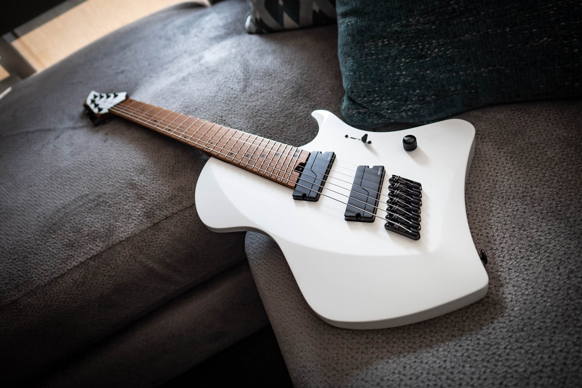 J Larada 7 // Arctic White [Roasted Maple Neck + FB]