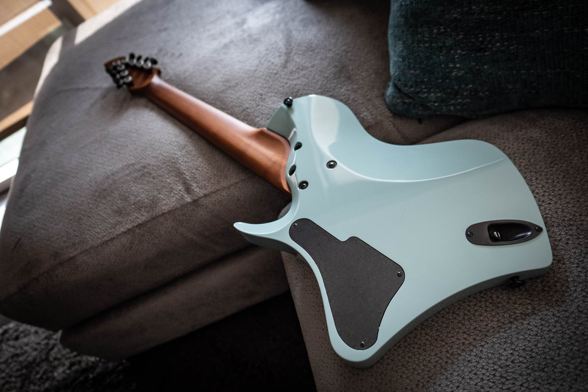 J Larada 8 // Sage [Roasted Maple Neck]