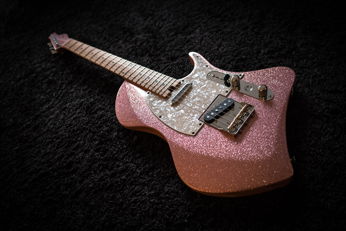 LARADA SPACE T // Pink Sparkle