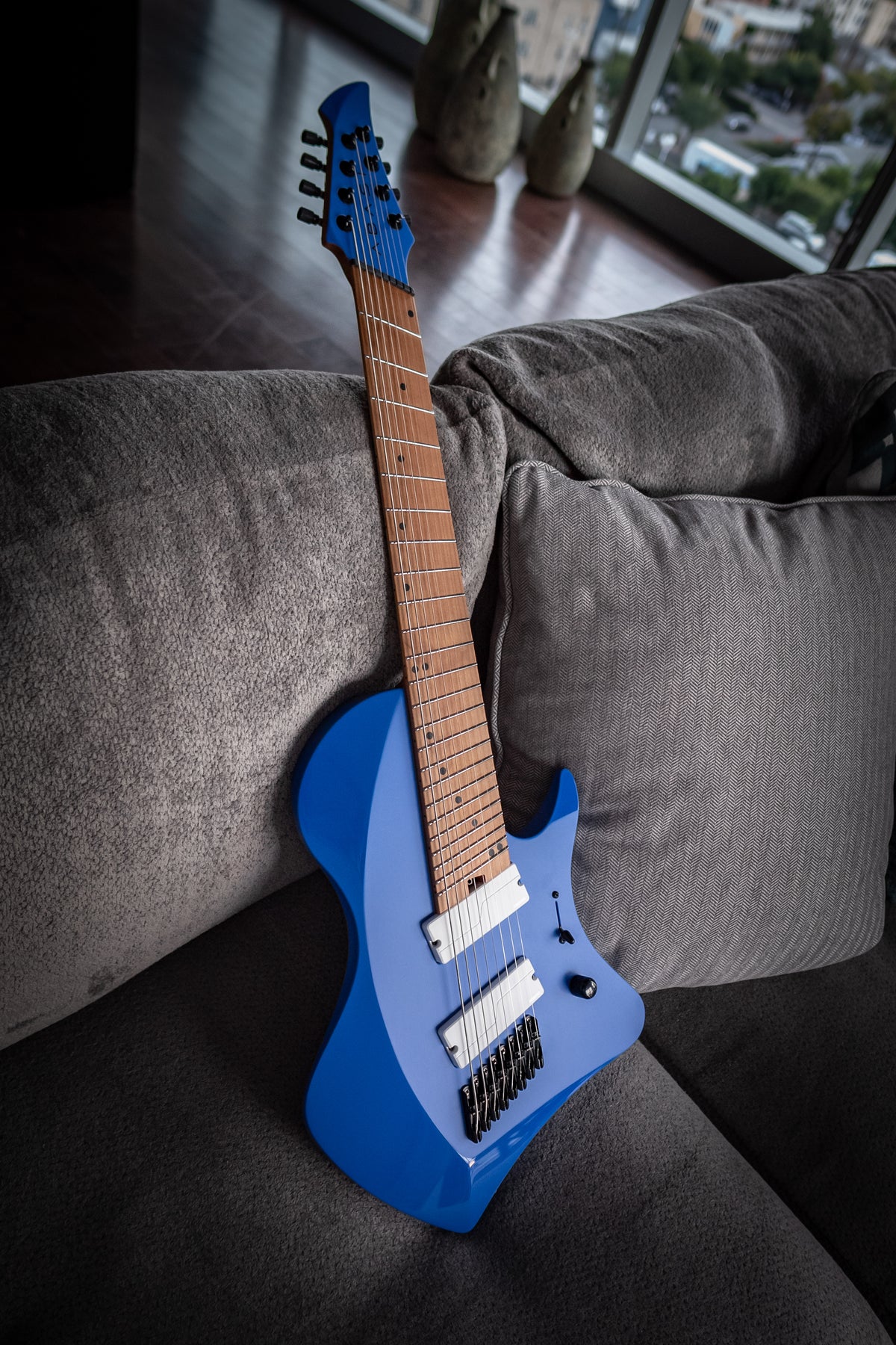 LARADA 8 // Master Series // Clarion Blue [Roasted Maple FB, 2022]