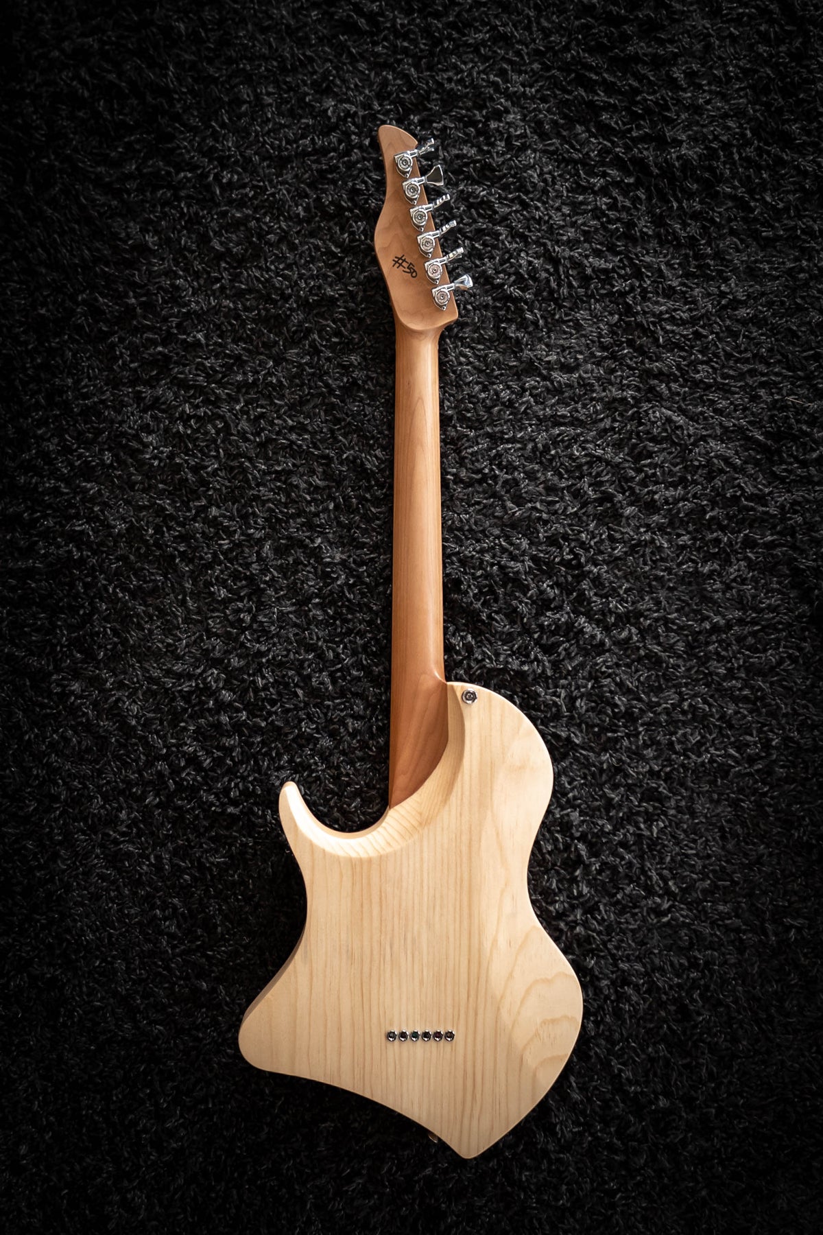 LARADA SPACE T // Sapphire Red