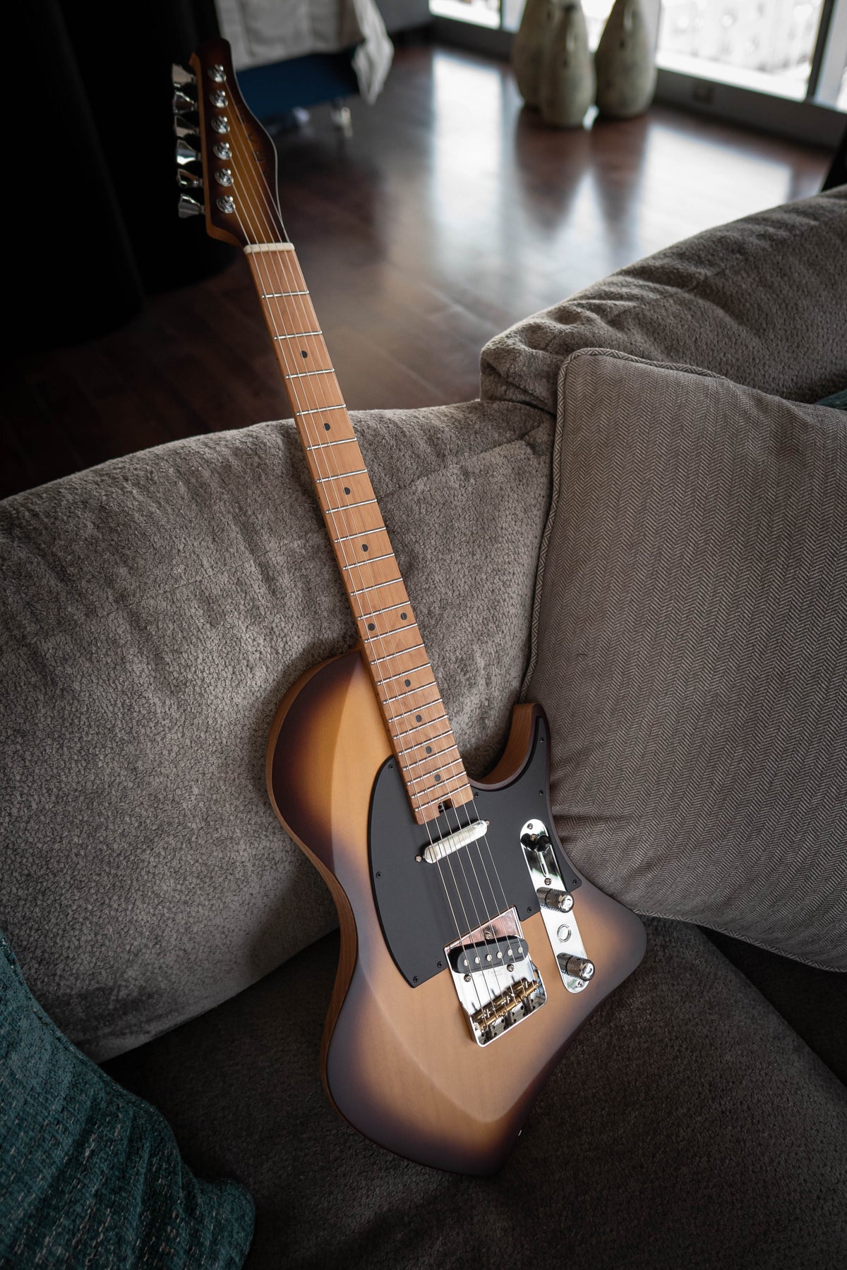 LARADA SPACE T // Violinburst