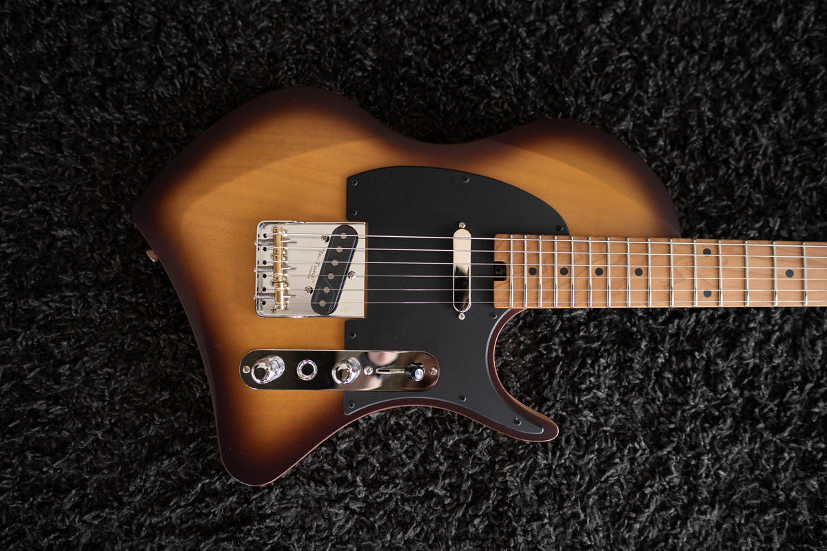 LARADA SPACE T // Violinburst