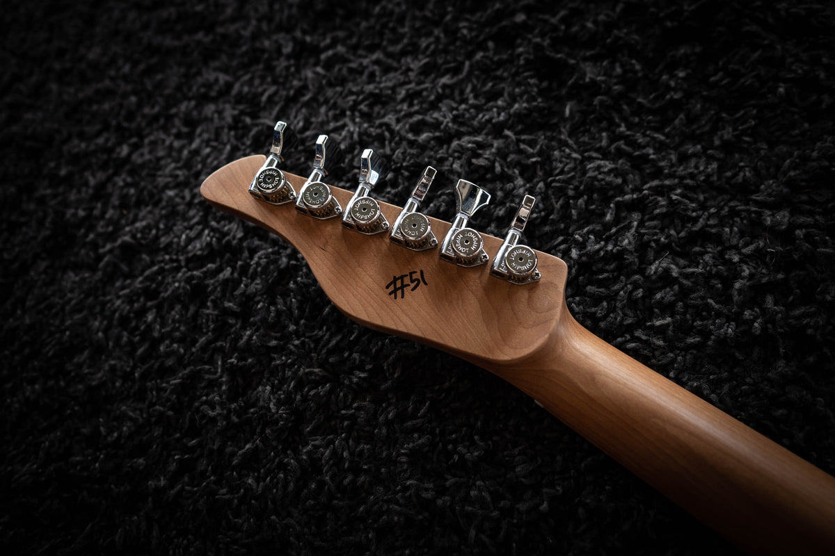 LARADA SPACE T // Sapphire Red (Roasted Maple FB)