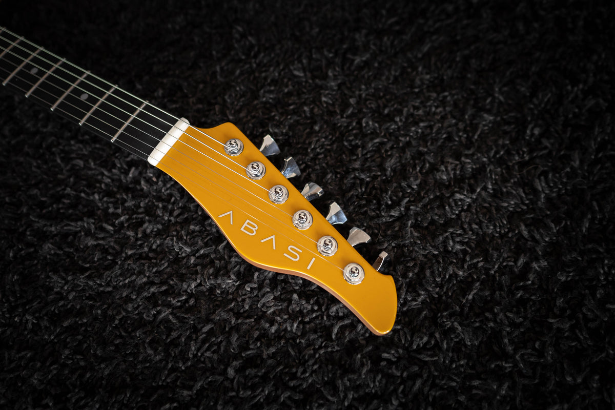 LARADA SPACE T // Solarbeam Yellow